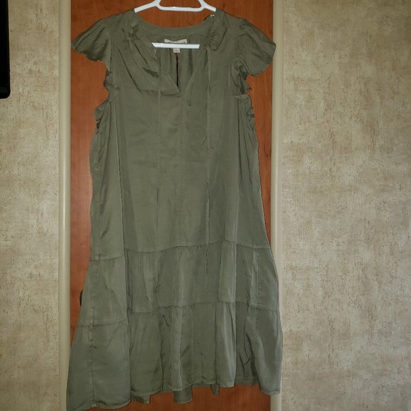 Knox Rose Olive Green V- Neck Summer Dress Large